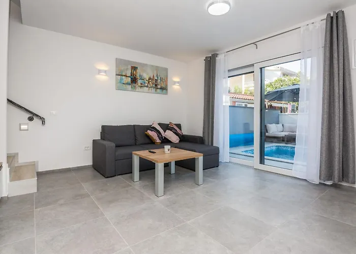 Spanic 2 Apartment