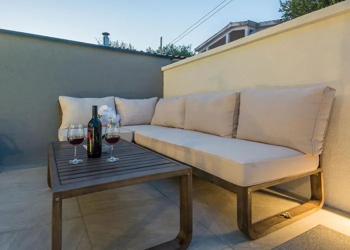 Spanic 2 Apartment Vir