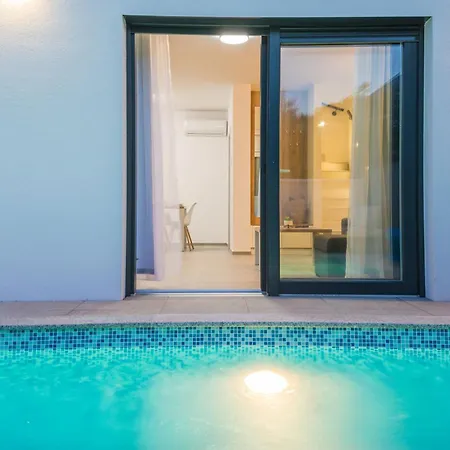 Apartment Spanic 2 Vir