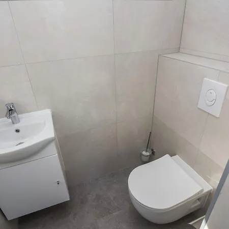 Apartment Spanic 2 Vir