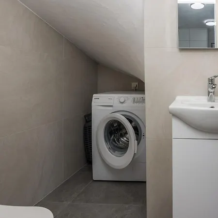 Spanic 2 Apartment *