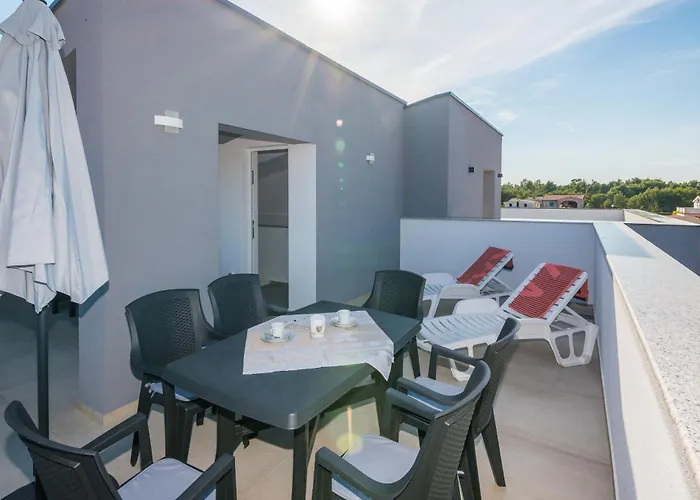 Spanic 2 Apartman Vir