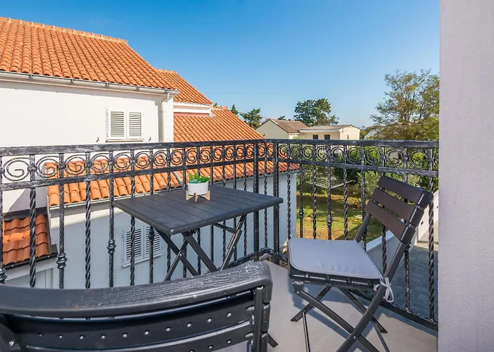 Spanic 2 Apartman Vir